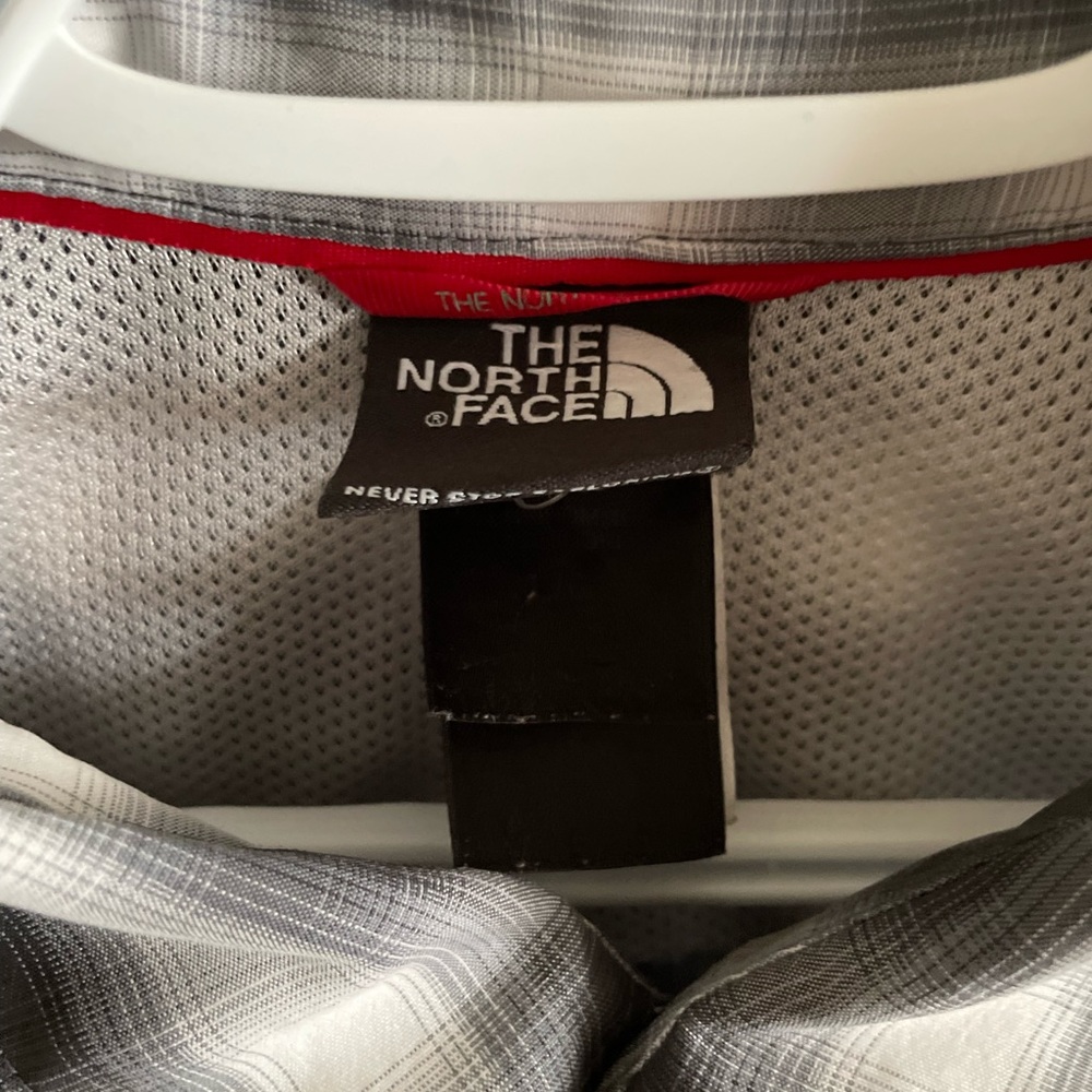 North Face Flannel - Picture 2 of 3